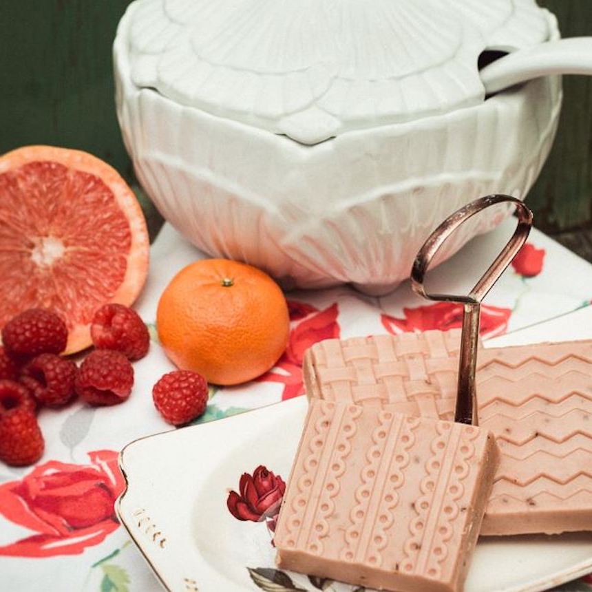 Savon aux framboises Le Ricaneux
